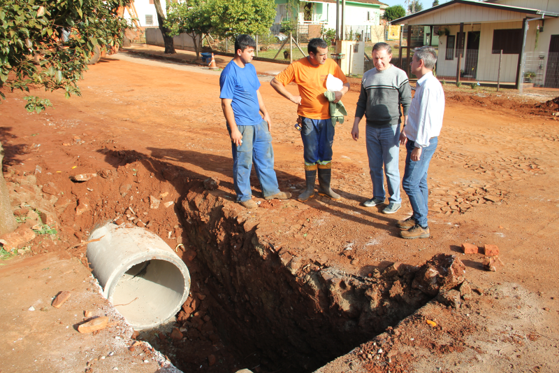 INICIAM OBRAS NA FUTURA AVENIDA BURICÁ